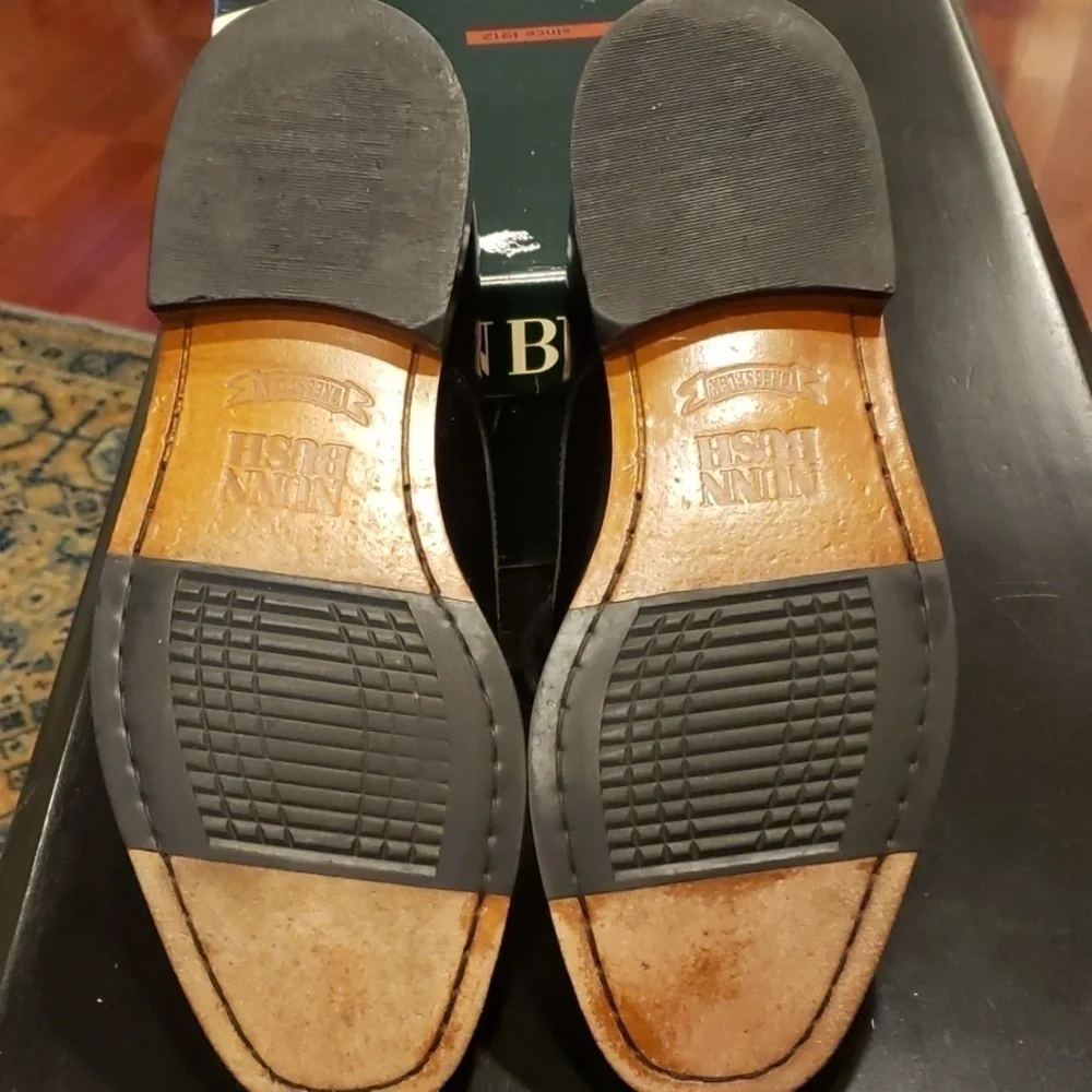 NUNN Bush Black Flex Tie Up Dress Shoes size 8 Like New EUC